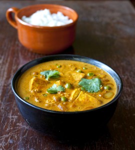 Tofu and Chickpea Curry with Green Peas